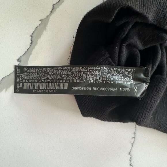 ZARA | Knit Sleeveless Sweater Tank | Black | Size Medium | Soft Stretch - Picture 14 of 15